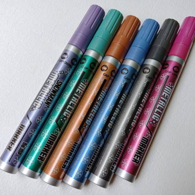 

Spidol Paint Marker Metalic Snowman