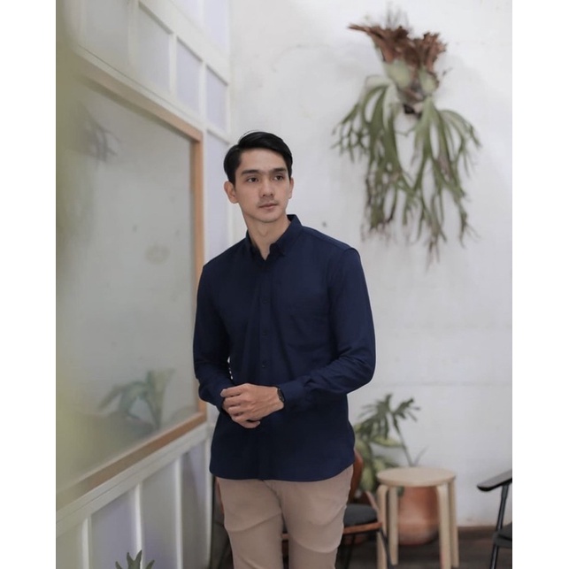 Kemeja Pria Cowok Polos Tangan Lengan Panjang Slimfit Casual Kantoran Murah Sale Premium Navy