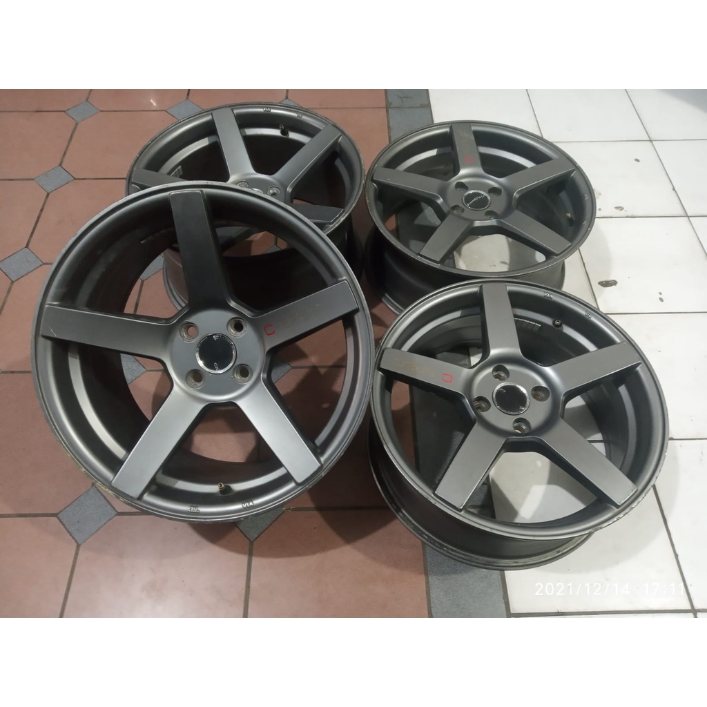 velg mobil bekas untuk mobil agya brio calya sigra march datsun ring 17x7/9 lubang baut 4x100320 war