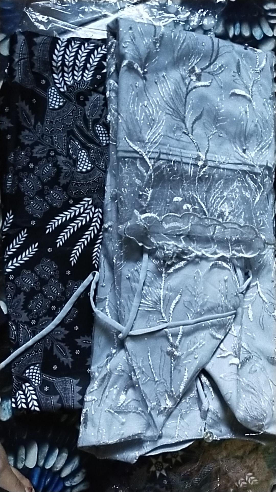 Maura Couple - Sania Ruffle Batik Couple Ori Ndoro Jowi Dnt Garansi Termurah Shopee - Nuna Silver