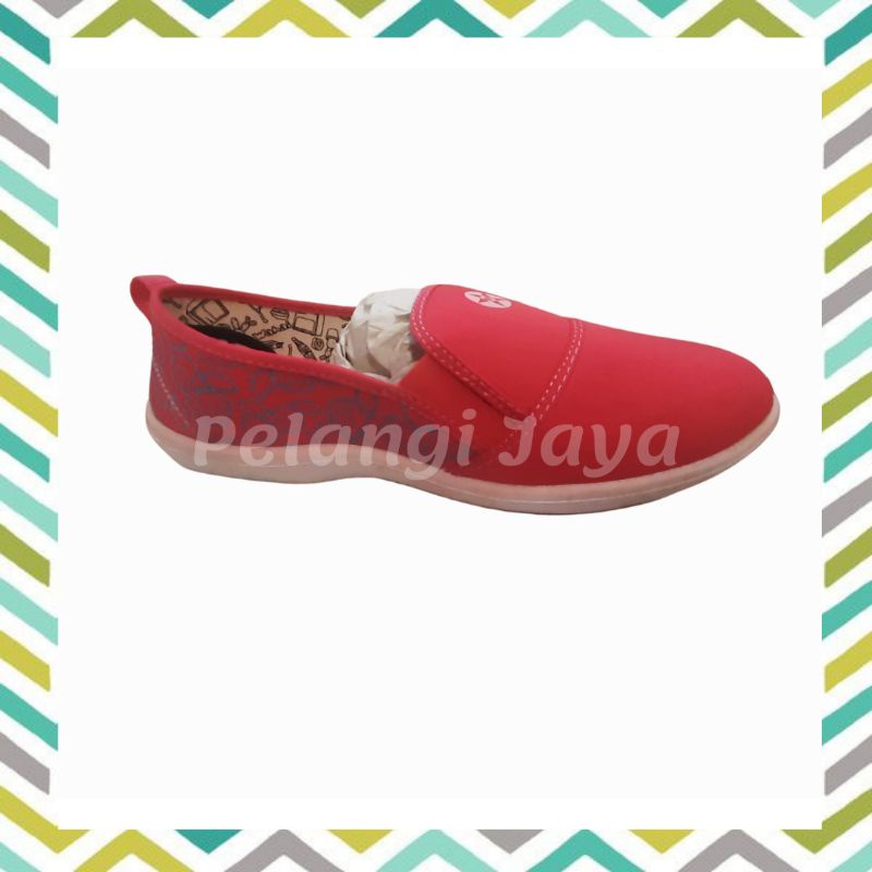 Sepatu WorldStar Guava