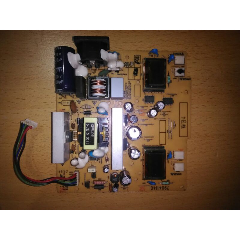 power suplay monitor Viewsonic VA702