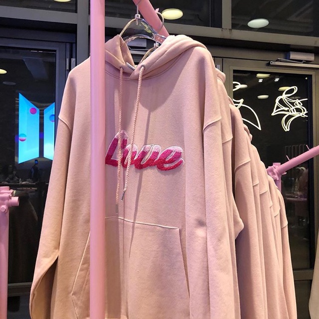 House of bts/BTS pop up store (DP PO) Hoodie BWL love