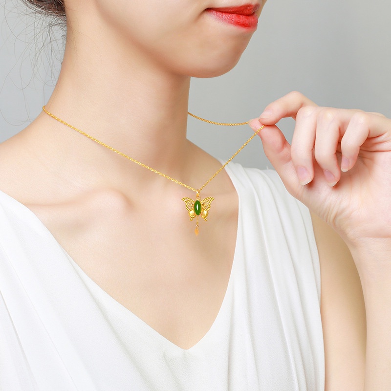 [Ready Stock]Fashion Gold-Plated Inlaid Green Jade Butterfly Pendant Necklace