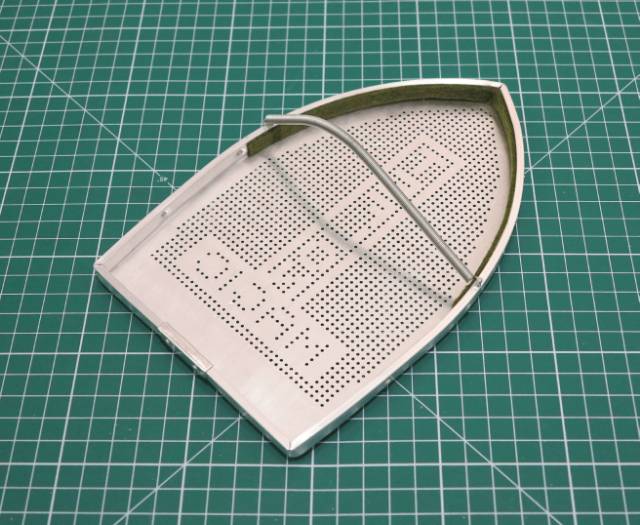 Sepatu Teflon Setrika Uap Listrik WJT-89A / Magic Ironing Shoe