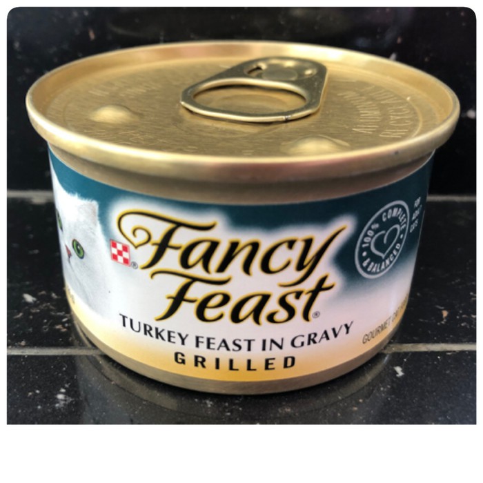 Fancy feast cat food 85 gr turkey feast in gravy grilled