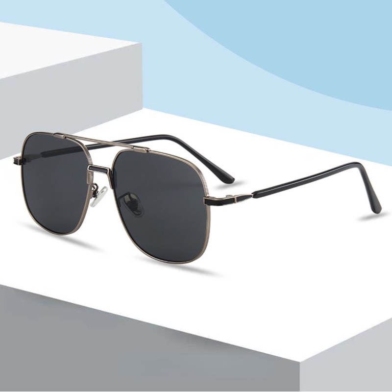 Kacamata Hitam Polarized Model Double Beam Frame Oversized