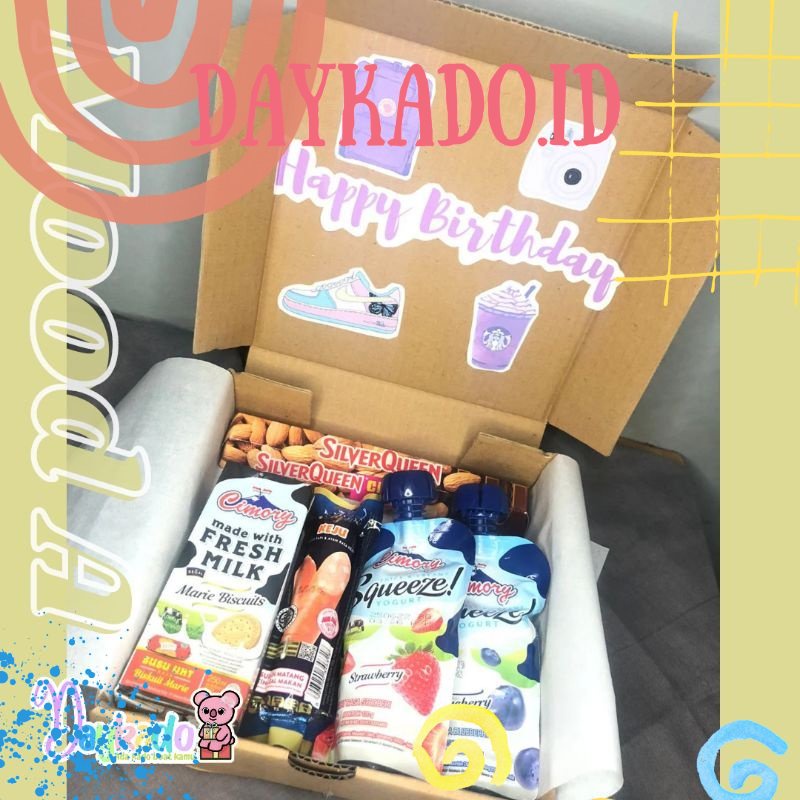 

hampers box giftbox bok kado cowok cewek ulang tahun ultah wisuda nikah tunangan ennagement kopi cimory squass sosis viral kenzler chunkybar silverqueen coklat mood boster kesayangan