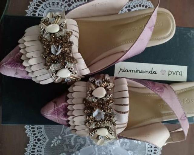sekar pvra sandal ria miranda