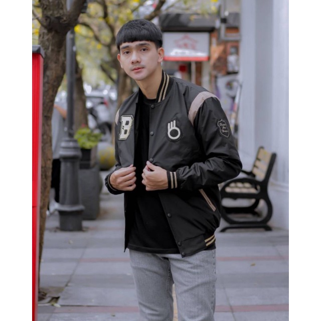 NEW JAKET BASEBALL / JAKET B /JAKET OUTDOOR /JAKET SPORT BASEBALL/JAKET MECING/JAKET ORITHEBOJIEL/JA
