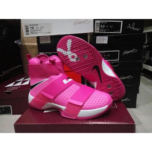 Sepatu Basket KuliahSepatu Basket Nike Lebron Zoom Soldier 10 Kay Yow Pink