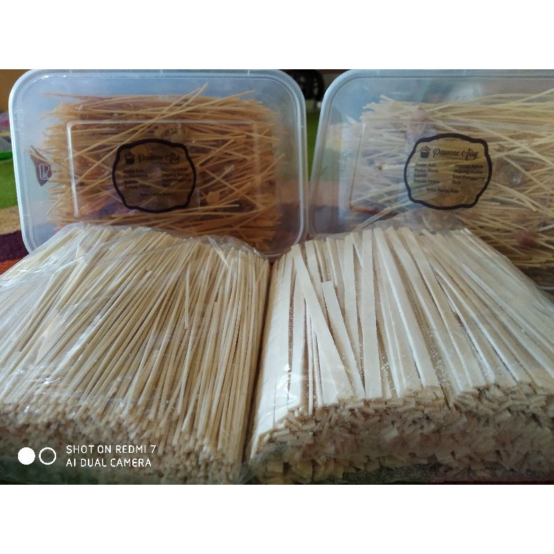 

mie lidi mentah,lidi gepeng mentah,1/2kg / 500gram