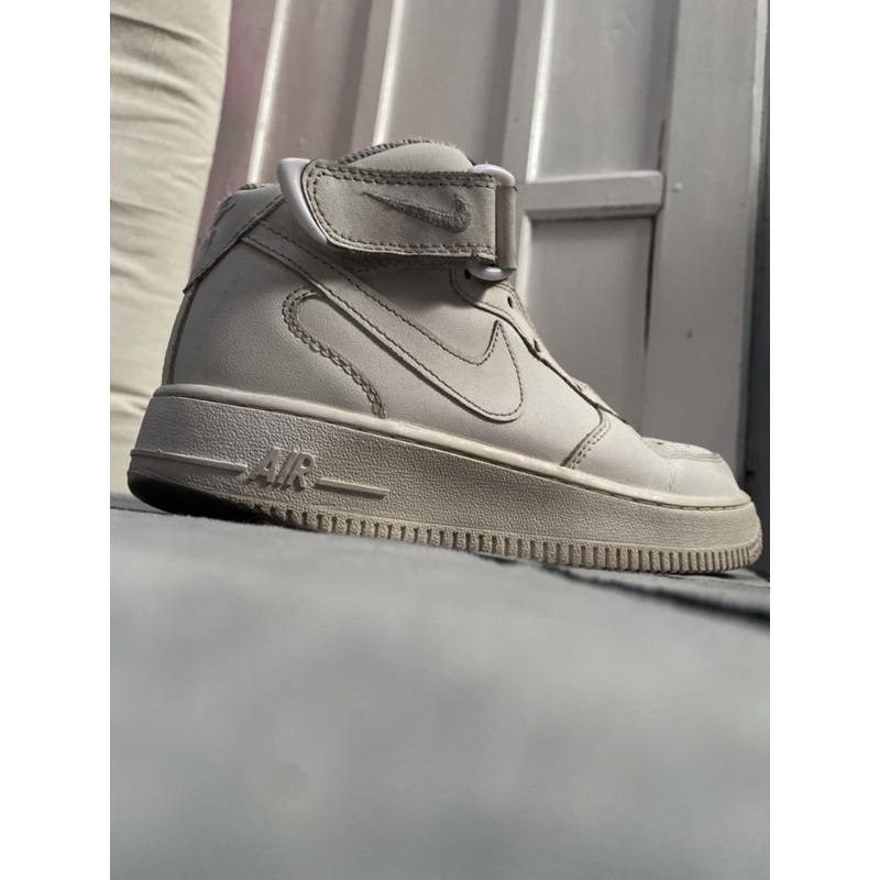 nike air force 1 thrift