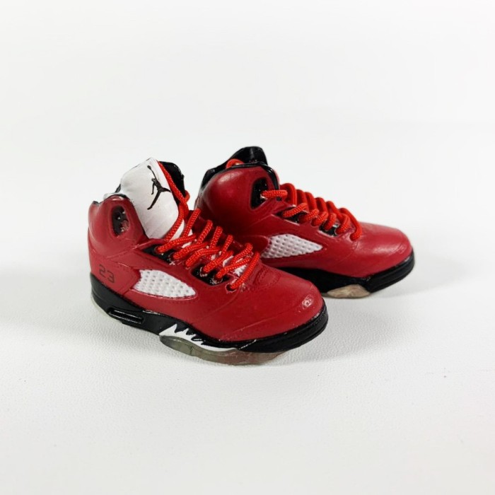 AIR JORDAN 5 AJ5 RAGING BULL RED 3D SNEAKERS KEYCHAIN MINIATUR