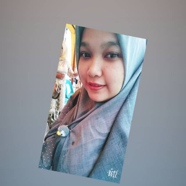 putryneizmahutagalung