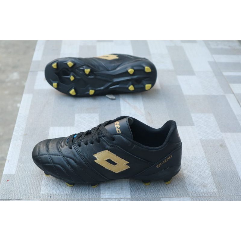 sepatu bola kulit lotto stadio black gold premium/sepatu bola full kulit