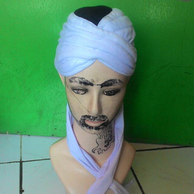 PECI SORBAN HITAM LIST PUTIH