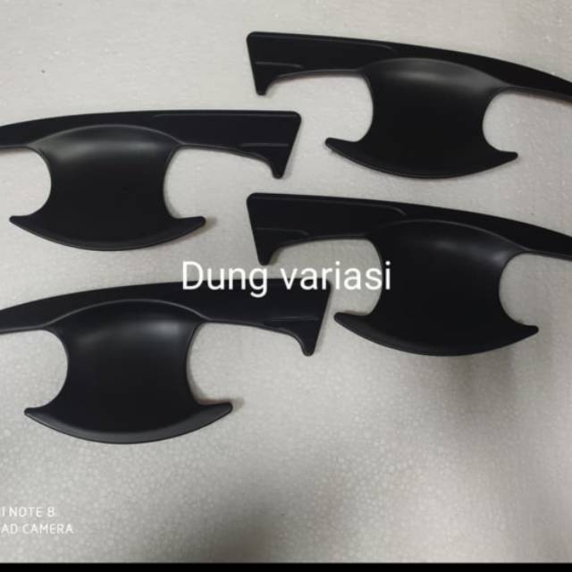 Outer all new Hilux hitam dop