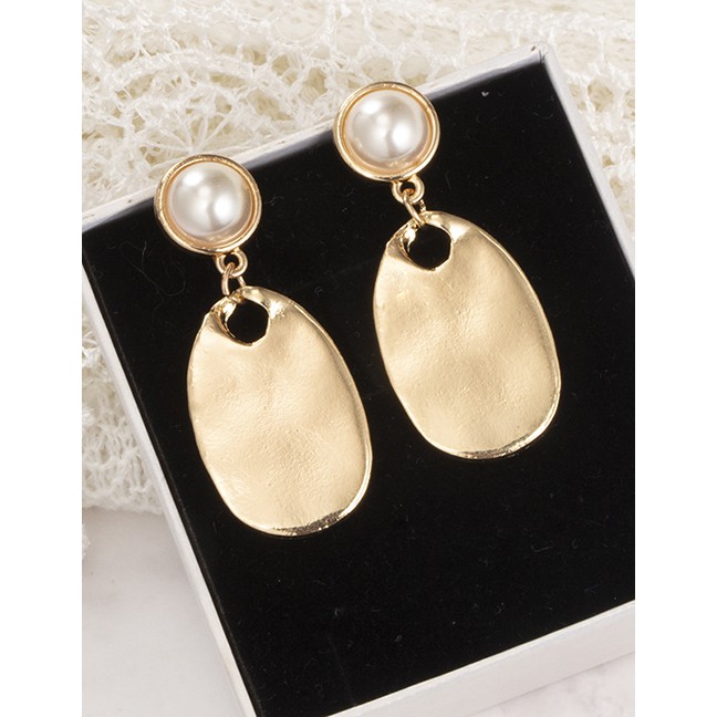 LRC Anting Tusuk Fashion Gold Thick Oval Piece With Diamond Earrings F48008