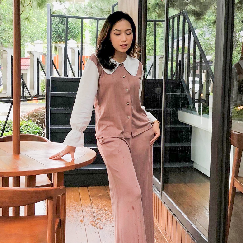 Isla Kimi Set Velvet - Friska Pants - Pakaian Wanita - Blouse Korea - Textured Knit Cotton-1