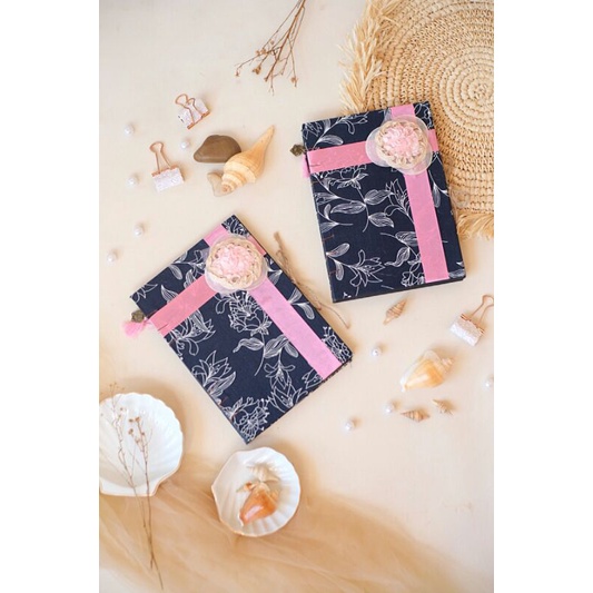 

MEISI COPTIC BINDING BOOK / BUKU JURNAL SCRAPBOOK KERTAS HITAM / BUKU JAHIT HANDMADE