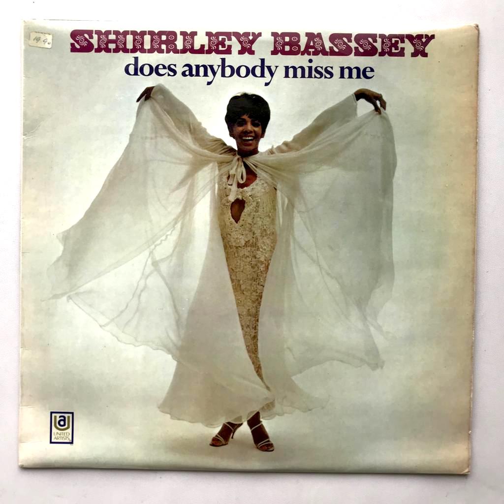 Shirley Bassey - Does Anybody Miss Me - LP Vinyl Piringan Hitam PH