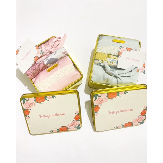 

Hampers mukena yasmin 2in1 + sejadah travel