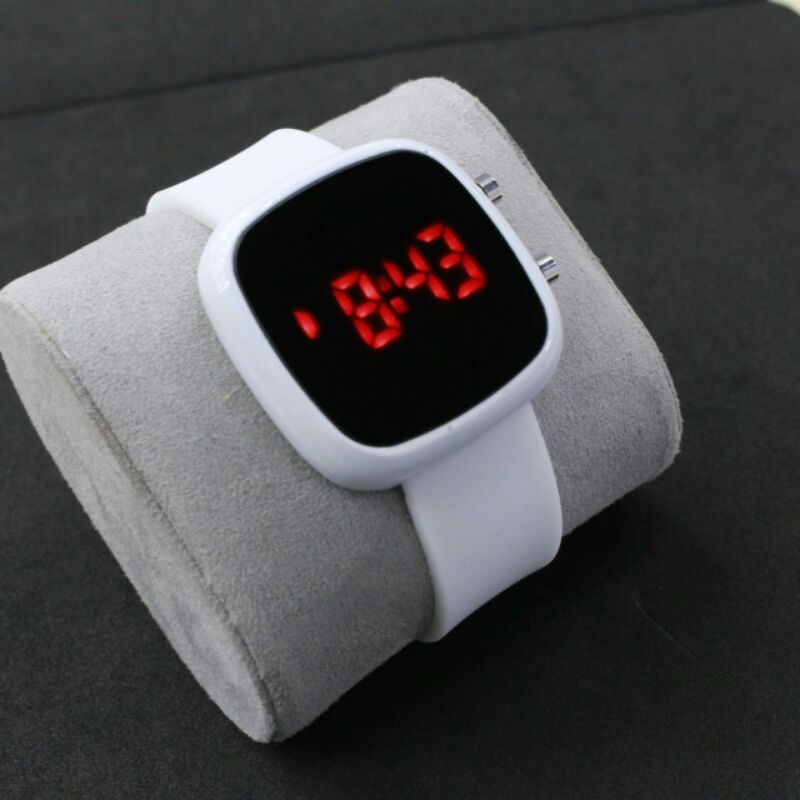 jam tangan wanita LED digital watch oval jam tangan LED Digital tali rubber / box