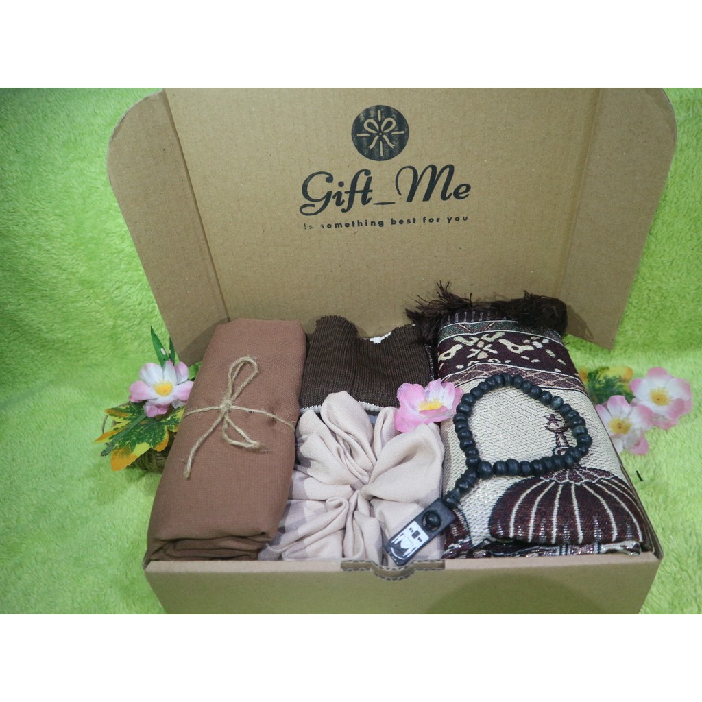 HAMPERS CEWEK // HAMPER HIJAB MURAH EKSLUSIF // KADO ULANG TAHUN CEWEK // HAMPERS HIJAB LENGKAP // HADIAH ANNIV // HADIAH WISUDA // GIFT BOX