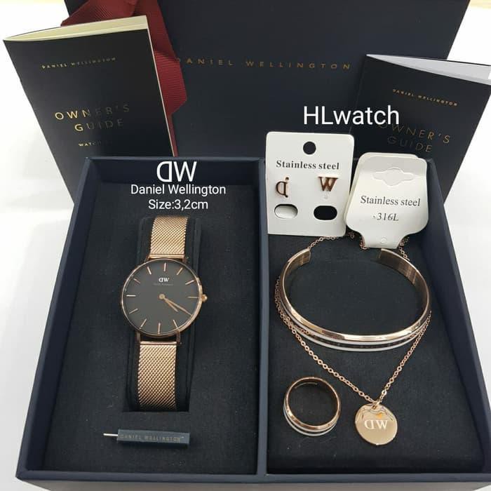 JAM TANGAN WANITA ANALOG DW CLASSIC