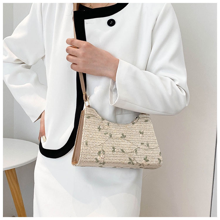 DBCOL Tas Selempang Wanita Korea Bahan Anyam Jerami Motif Lace/Slingbag Korea Fashion Motif Lace