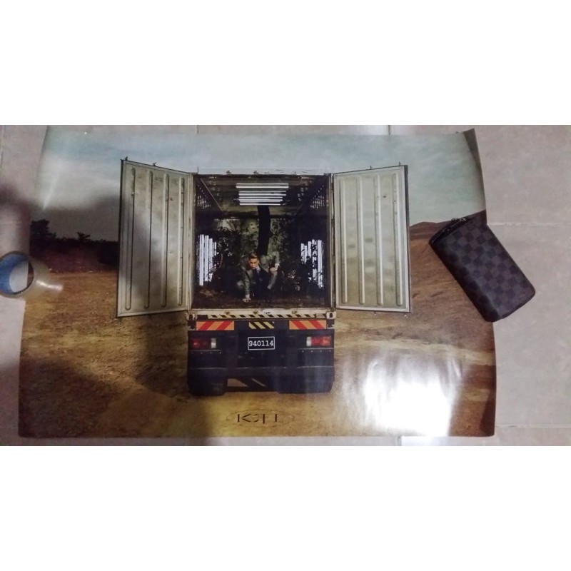 POSTER ALBUM SOLO KAI ‘MMMH’