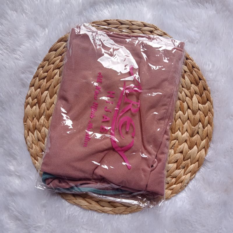 Hijab Instan AREY BERGO /jilbab bergo/ AREY BERGO LIST // BERGO FARAH-Choco pink