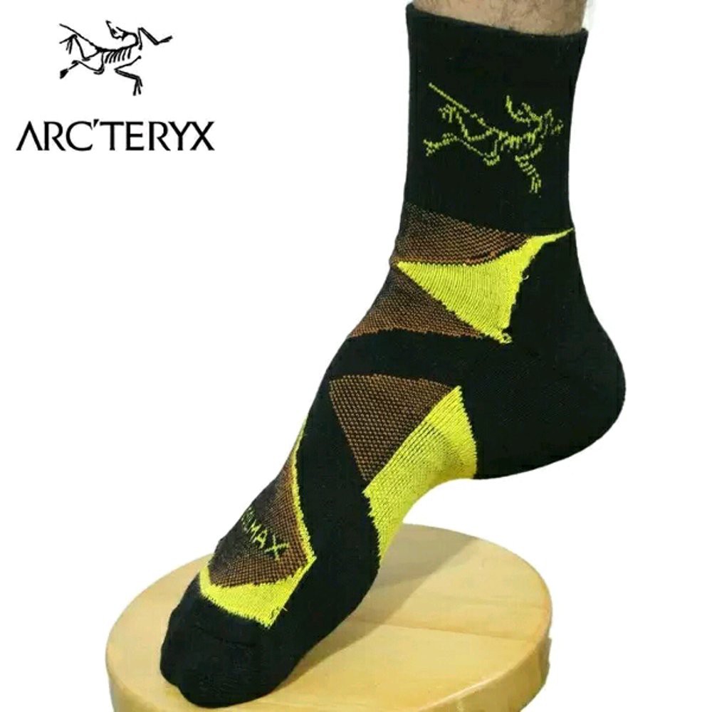 Kaos Kaki Outdoor Arcteryx