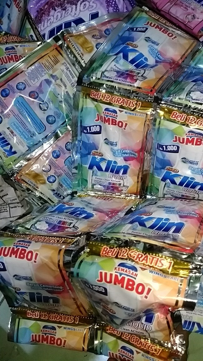 So Klin Liquid 45 Ml White & Bright Kemasan Jumbo - Renceng Isi 14 Sachet