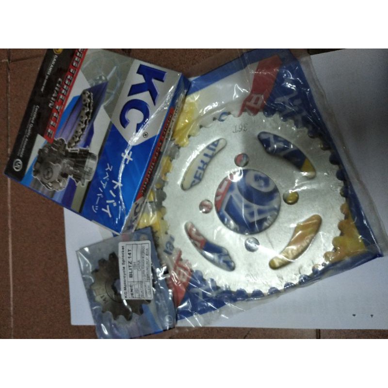 Gir set Kawasaki BLITZ