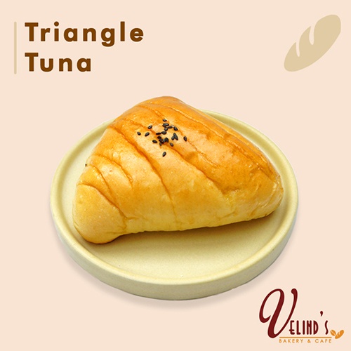 

Triangle Tuna/ Velind's Bakery/ Roti Ikan Tuna Mayonaise