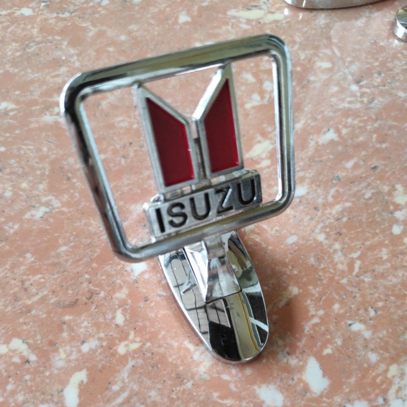 logo EMBLEM depan kap mesin lambang mobil tempel chrome crome besi toyota honda suzuki Mitsubishi daihatsu nissan mazda suzuki isuzu kia hyundai