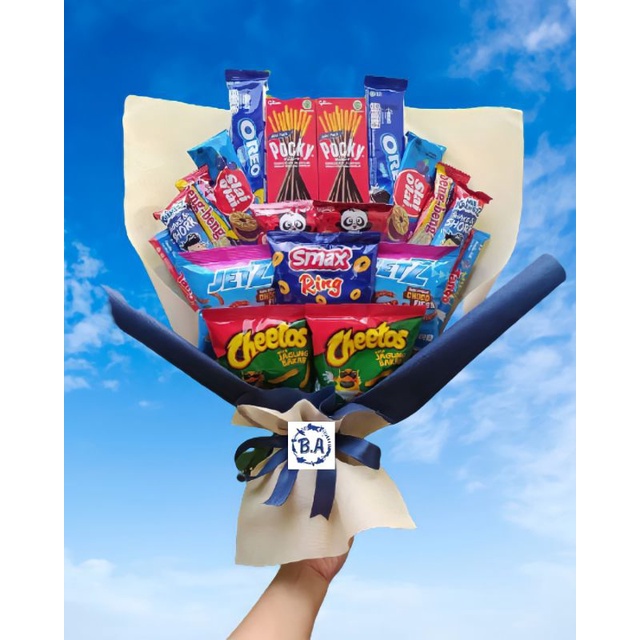 

BUKET PREMIUM KEREN CREAM NAVY/Anniversary/bingkisan Snack Ulang Tahun/Ultah/Wisuda