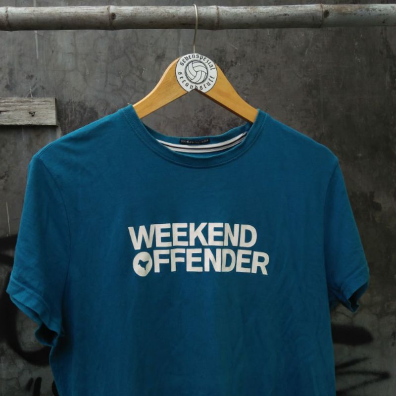 ts/kaos weekend offender bekas original