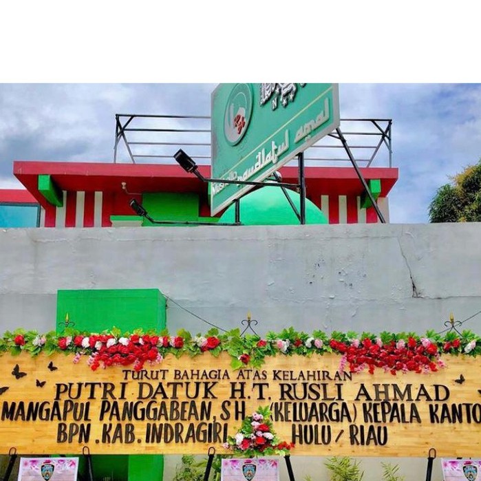 

2 Papan Besar (1.10 x 4.80M) Kaki Papan Besi 3-4 Buah Edit