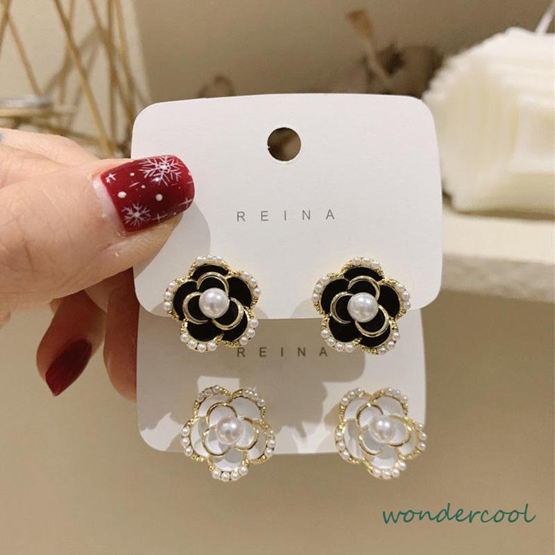 Anting Stud Silver Needle Bentuk Bunga Camellia Gaya Vintage -Won