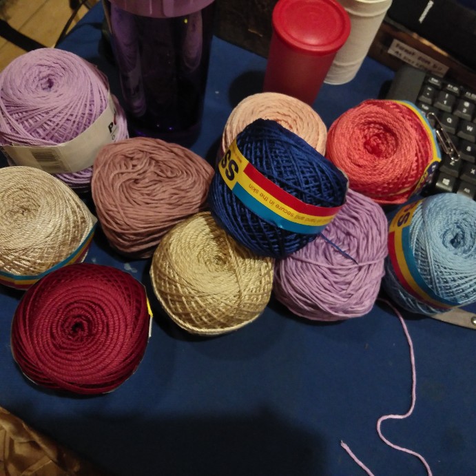 Polychery Varian Ungu