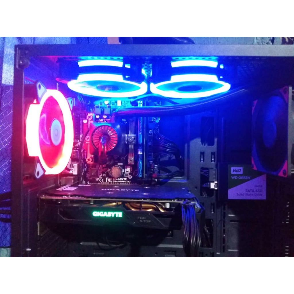 KOMPUTER GAMING