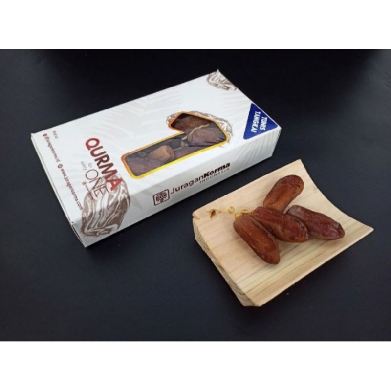 

PREMIUM DEGLET NOOR / TUNISIA TANGKAI (KURMA ONE) 500 gr