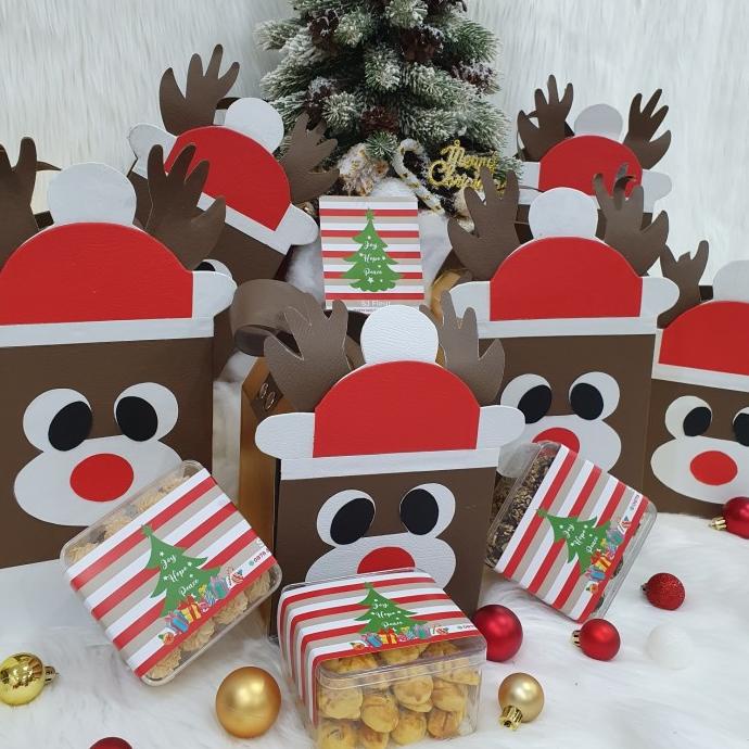 

PAKET DEKORASI HAMPERS NATAL CHRISTMAS PARCEL HADIAH 49 SX542CX1S