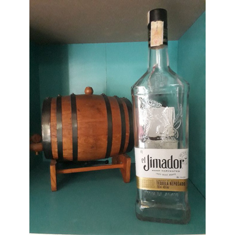 Botol kosong bekas miras Tequila El Jimador Reposado import unik