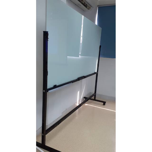 

Glass Whiteboard Standing 100 × 200 Cm