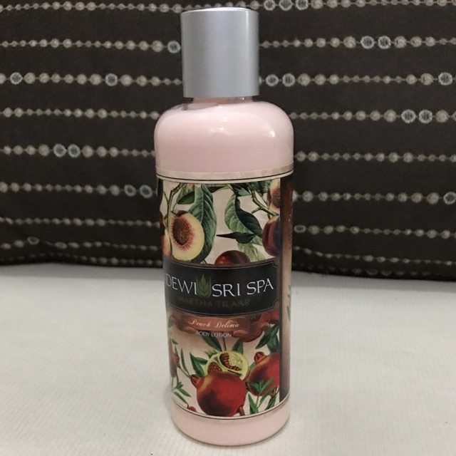 Dewi Sri Spa Martha Tilaar Body Lotion "Peach Delima"