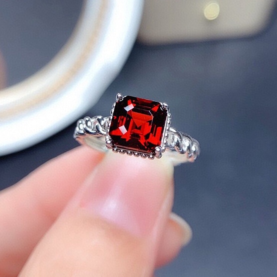 Cincin Kristal Ruby Bahan Titanium Steel S925 Untuk Pria Dan Wanita